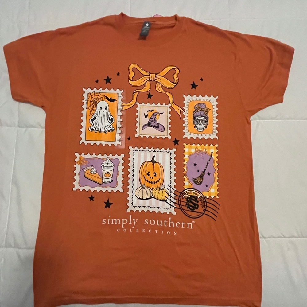 Simply Southern Orange Halloween Tee. Size Large